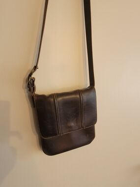 Leather Crossbody Messenger Bag - Brown